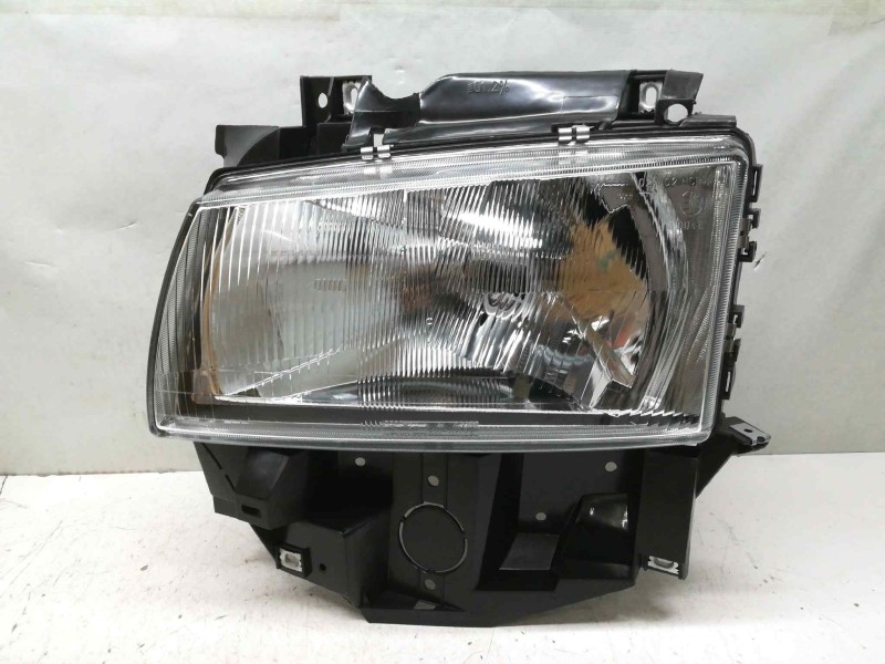 Recambio de faro izquierdo para volkswagen t4 transporter/furgoneta (mod. 1991) referencia OEM IAM   