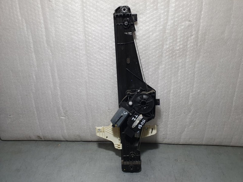 Recambio de elevalunas trasero izquierdo para peugeot 5008 active referencia OEM IAM 9812643180  ELECTRICO 6 PINES