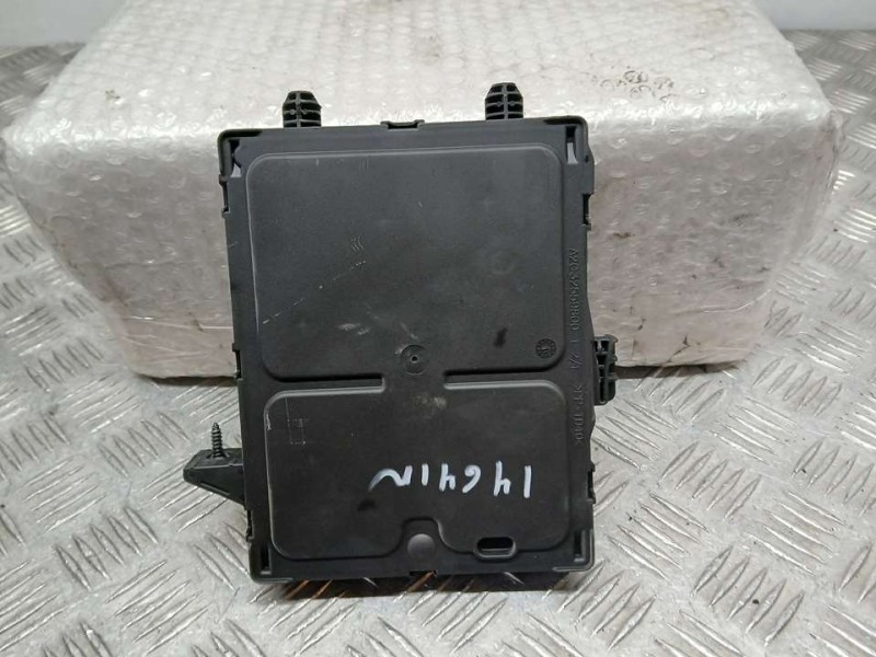 Recambio de caja reles / fusibles para nissan qashqai (j11) acenta referencia OEM IAM 284B14CB2B S180192177A 