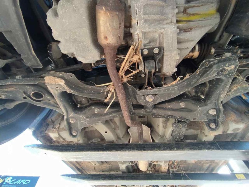 Recambio de puente delantero para toyota yaris active referencia OEM IAM 512010D096  