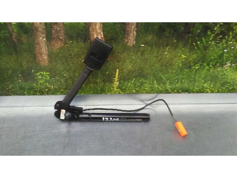 Recambio de pretensor airbag derecho para ford fiesta (cbk) trend referencia OEM IAM G5548A 030708 