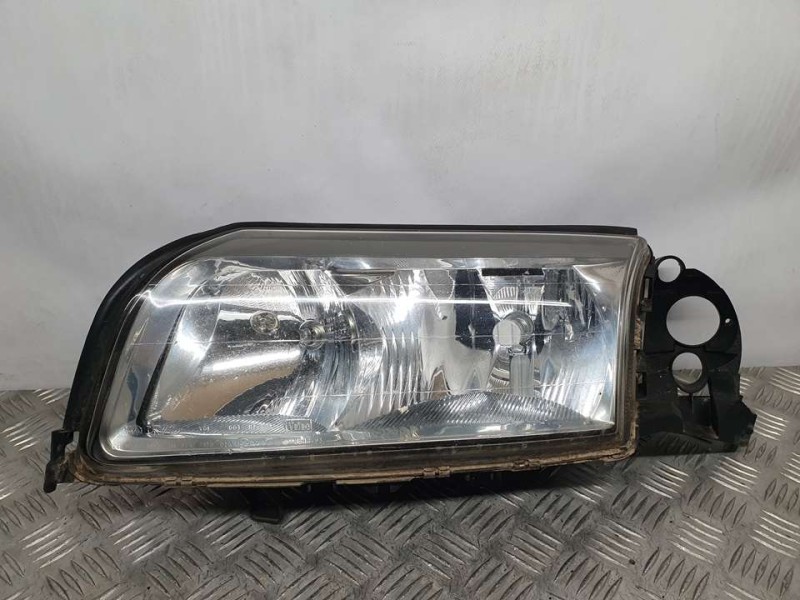 Recambio de faro izquierdo para volvo s80 berlina 2.9 referencia OEM IAM SIN REF  