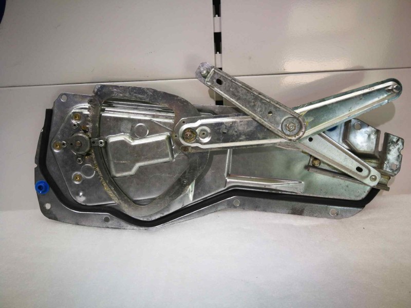 Recambio de elevalunas trasero izquierdo para volvo s70 berlina referencia OEM IAM 9152725  