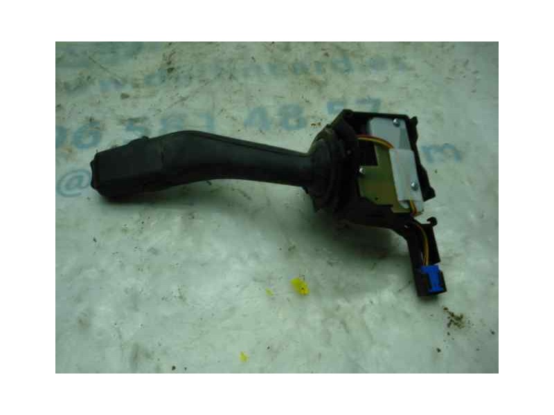 Recambio de mando limpia para seat leon (1p1) style ecomotive referencia OEM IAM 1K0953513J  