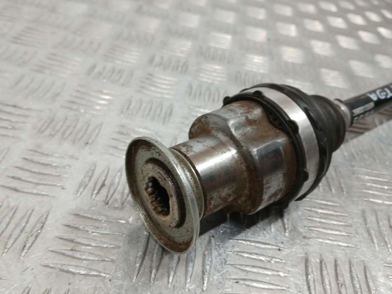 Recambio de transmision trasera derecha para renault twizy black sport edition referencia OEM IAM 396001350R  