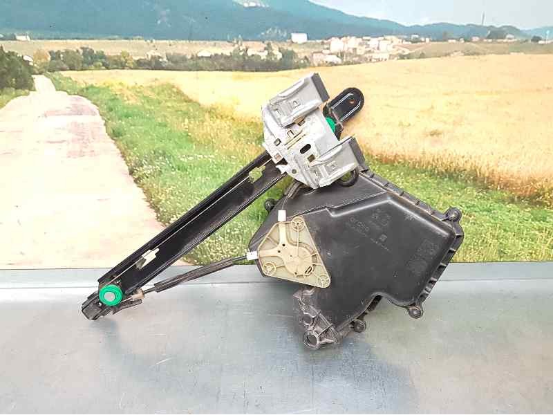 Recambio de elevalunas trasero derecho para seat leon (1p1) reference referencia OEM IAM  18 PINS ELECTRICO