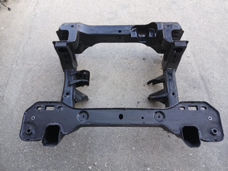 Recambio de puente delantero para jeep gr. cherokee (wh) laredo referencia OEM IAM 52089493AH  