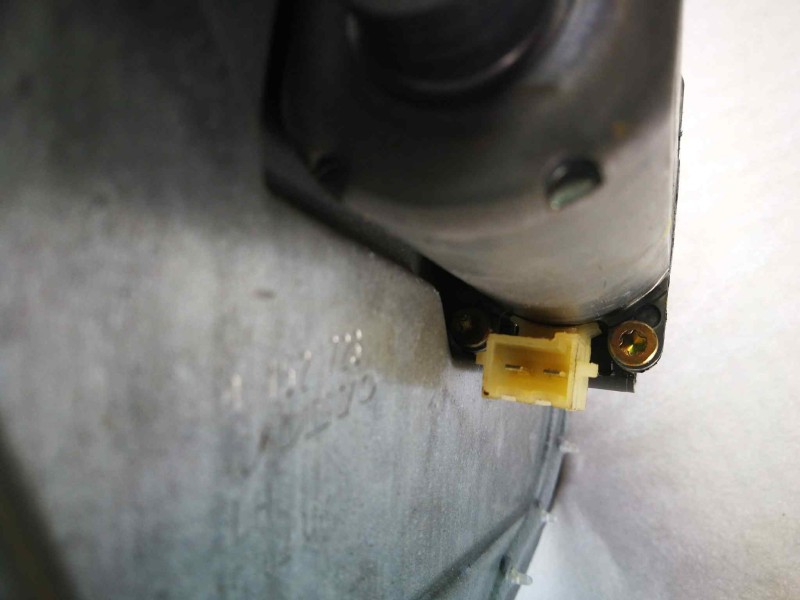 Recambio de elevalunas delantero izquierdo para volvo s70 berlina referencia OEM IAM 9152723  