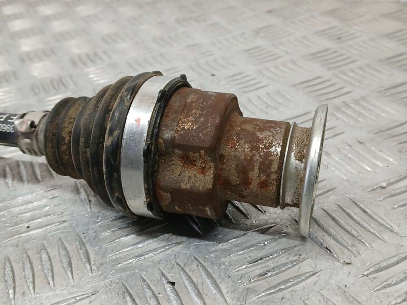 Recambio de transmision trasera izquierda para renault twizy black sport edition referencia OEM IAM 396001350R  