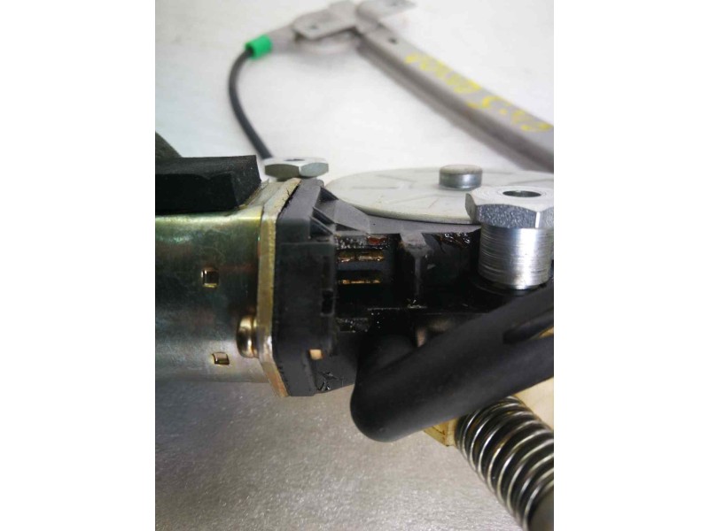 Recambio de elevalunas delantero derecho para volvo s40 berlina referencia OEM IAM 113137  DOS PINS