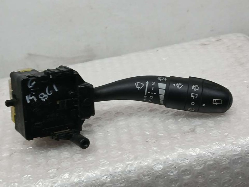 Recambio de mando limpia para hyundai i30 comfort referencia OEM IAM 934202D010  