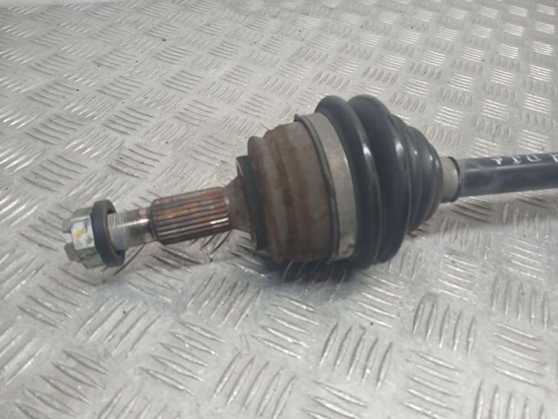 Recambio de transmision delantera izquierda para peugeot 308 style referencia OEM IAM 9677561480  