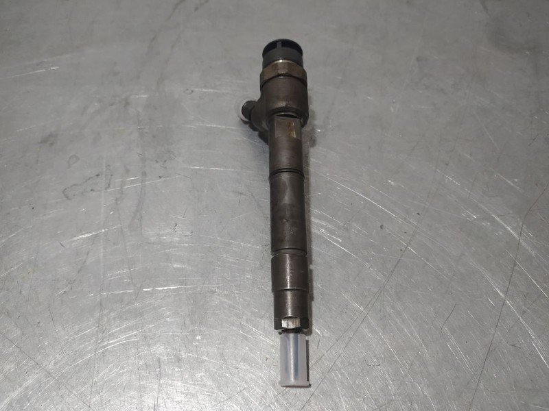 Recambio de inyector para mercedes-benz clase b (w245) 2.0 cdi cat referencia OEM IAM A6408700787 0445110167 BOSCH