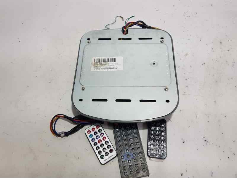 Recambio de sistema dvd para peugeot 807 sv referencia OEM IAM B82708744  VEGA AGRIETADO