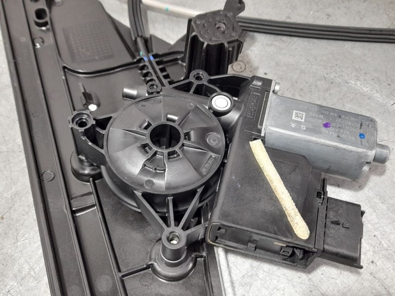 Recambio de elevalunas delantero derecho para ds 7 crossback performance line referencia OEM IAM 9819535480  ELECTRICO 6 PINES