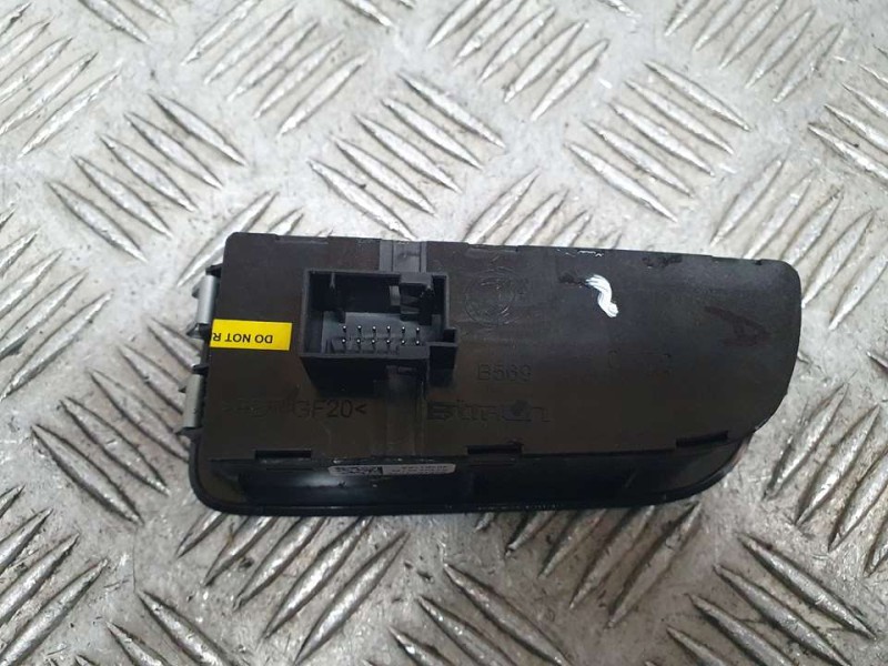 Recambio de mando multifuncion para fiat tipo ii (357) berlina easy referencia OEM IAM 735630749 30281189 