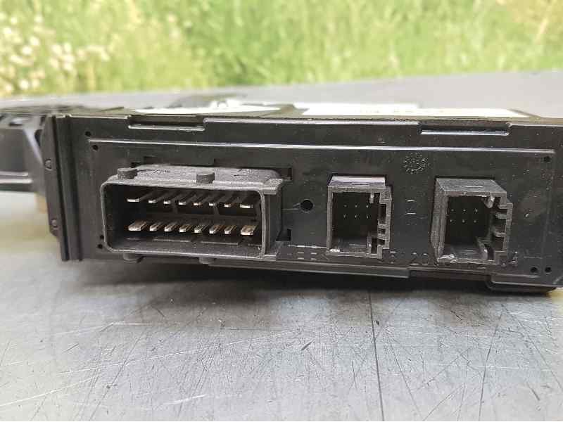 Recambio de motor elevalunas delantero derecho para peugeot 307 break / sw (s1) sw pack referencia OEM IAM 9637130480 990831101 