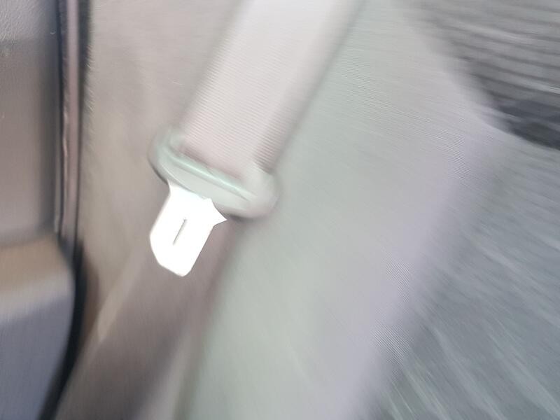 Recambio de cinturon seguridad trasero derecho para peugeot 3008 i monospace (0u_) 1.6 bluehdi 120 referencia OEM IAM 8975HY  