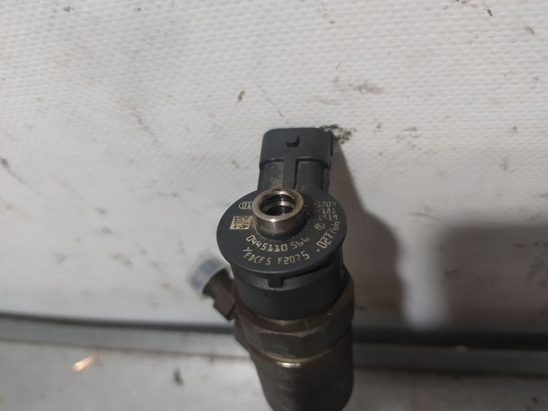 Recambio de inyector para peugeot 208 1.6 blue-hdi fap referencia OEM IAM  0445110566 BOSCH