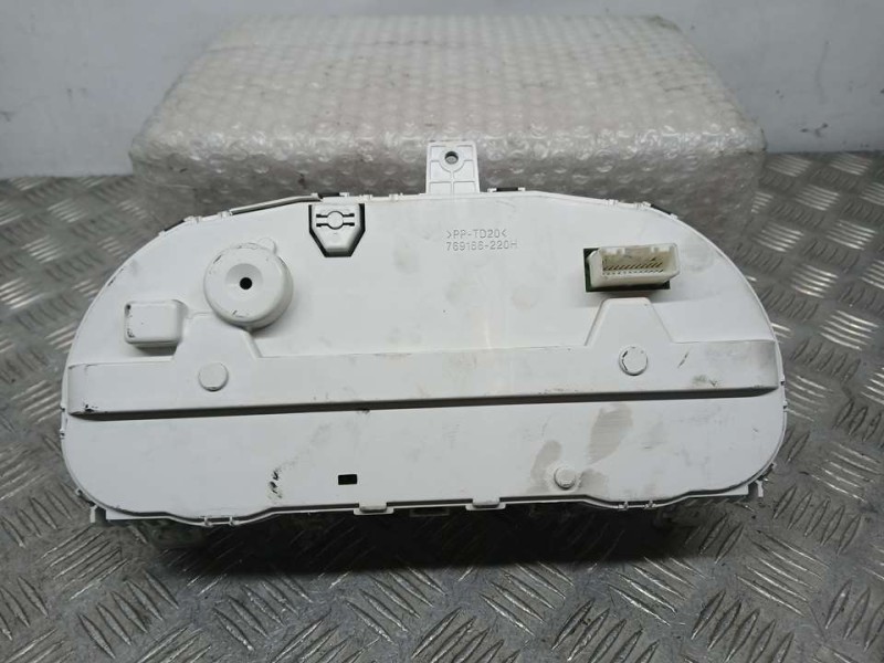 Recambio de cuadro instrumentos para peugeot 4007 premium referencia OEM IAM 18100A485 528050H 