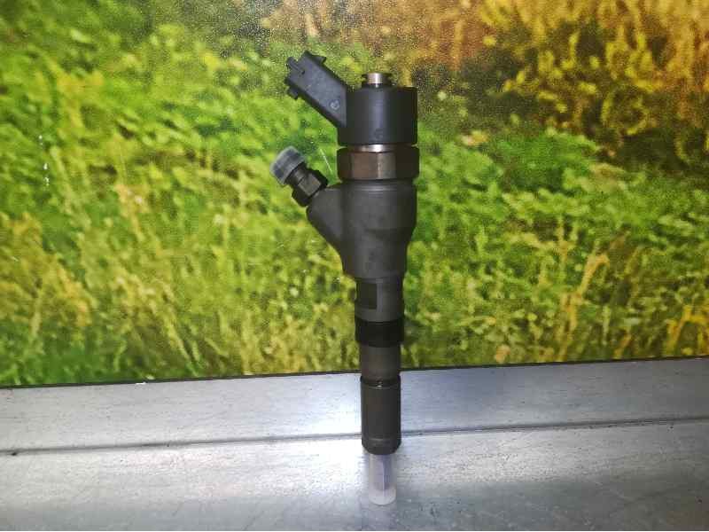 Recambio de inyector para peugeot 206 berlina xs referencia OEM IAM 0445110008 9635196580 BOSCH