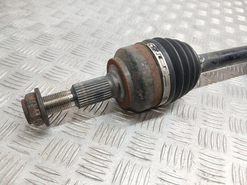 Recambio de transmision delantera izquierda para jeep gr. cherokee (wh) laredo referencia OEM IAM P52104701AB  