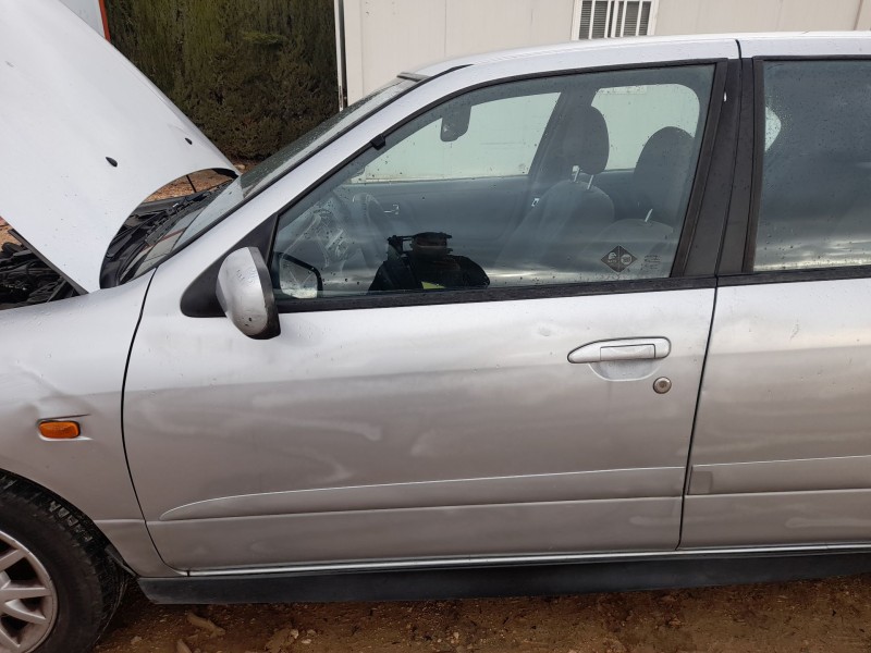 Recambio de puerta delantera izquierda para nissan primera (p11) 2.0 td referencia OEM IAM 801012J036  