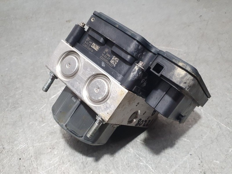 Recambio de abs para dacia sandero stepway referencia OEM IAM 476601203R 269722 BOSCH