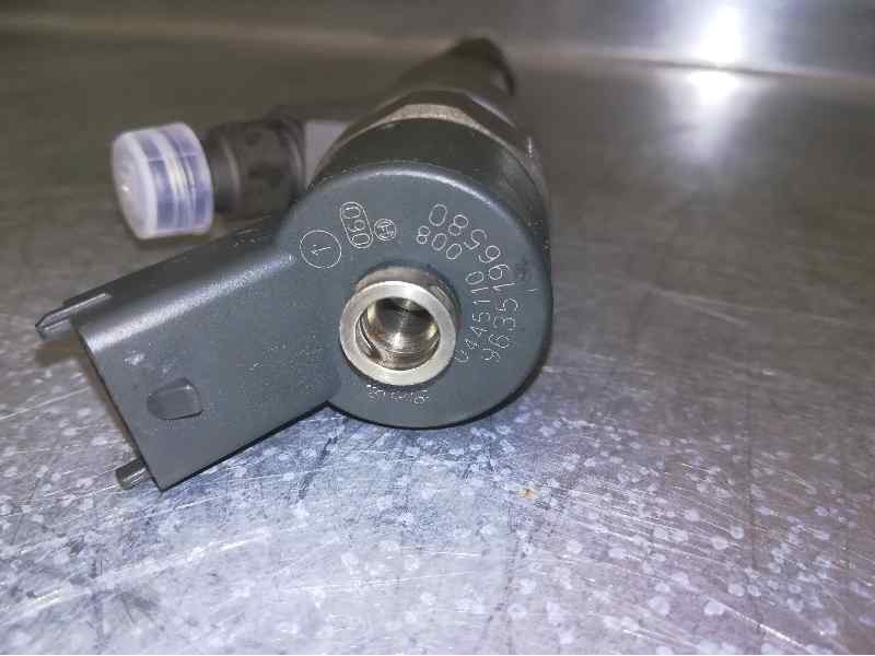 Recambio de inyector para peugeot 206 berlina xs referencia OEM IAM 0445110008 9635196580 BOSCH