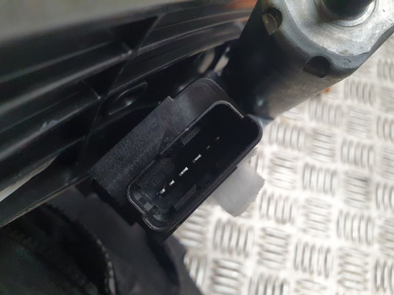 Recambio de elevalunas trasero izquierdo para ds 7 crossback performance line referencia OEM IAM 9816733780  ELECTRICO 6 PINS