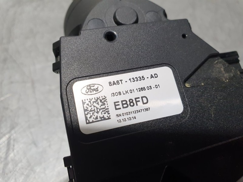 Recambio de mando intermitentes para ford fiesta (ccn) trend referencia OEM IAM 8A6T13335AD  