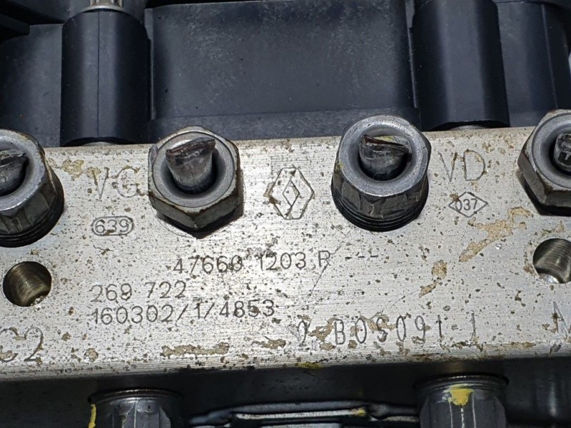 Recambio de abs para dacia sandero stepway referencia OEM IAM 476601203R 269722 BOSCH