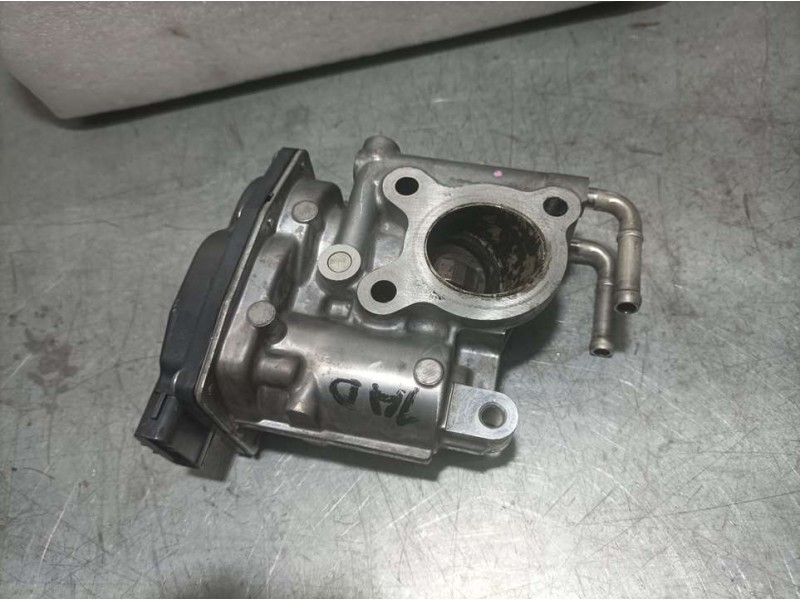 Recambio de caja mariposa egr para toyota avensis (t27) 2.0 d-4d cat referencia OEM IAM 258000R010 VN1501000041 DENSO