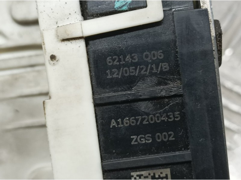 Recambio de cerradura puerta delantera derecha para mercedes-benz clase b (w246) b 180 cdi be (246.200) referencia OEM IAM A1667