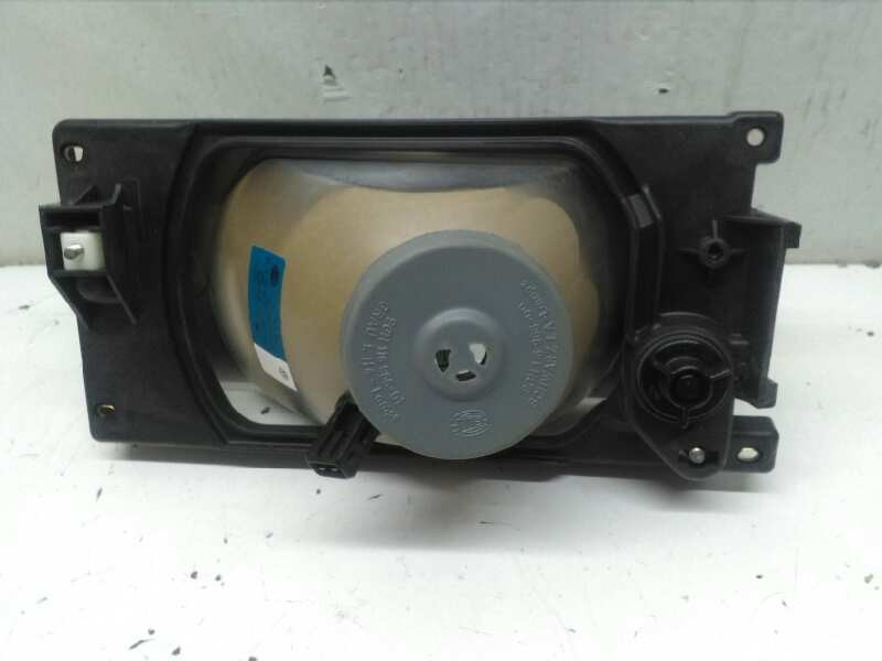 Recambio de faro derecho para volkswagen polo (801/803) referencia OEM IAM 867941018  HELLA