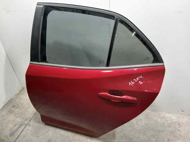 Recambio de puerta trasera izquierda para toyota corolla (e21) hybrid style referencia OEM IAM 6700402540  TOCADA