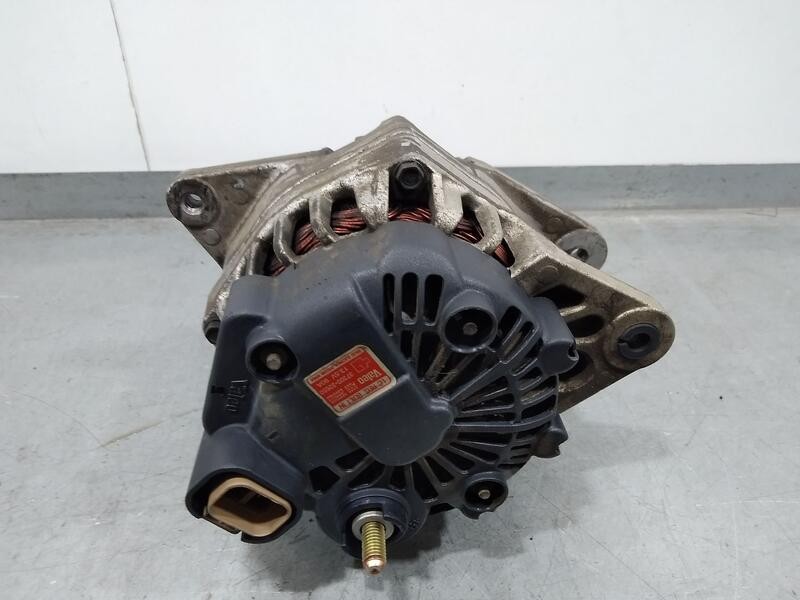 Recambio de alternador para hyundai getz (tb) basico referencia OEM IAM 3730022650 a0002655023 valeo