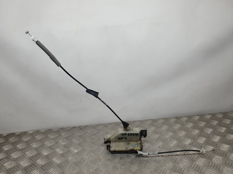 Recambio de cerradura puerta delantera derecha para peugeot 208 style referencia OEM IAM 9688079980  5 PINES