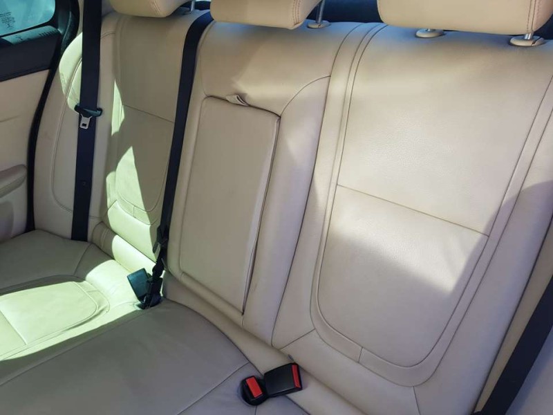 Recambio de asientos traseros para jaguar xf 2.2 diesel referencia OEM IAM  PIEL 