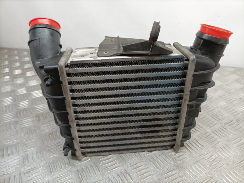 Recambio de intercooler para volkswagen polo (9n3) edition referencia OEM IAM 6Q0145804A 862403N VALEO
