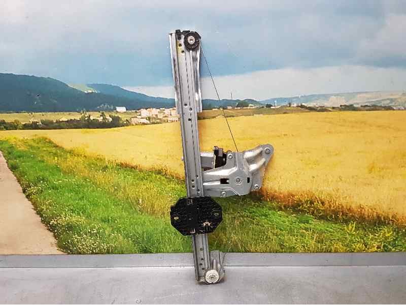 Recambio de elevalunas delantero derecho para dacia sandero stepway referencia OEM IAM  2 PINS ELECTRICO