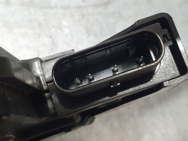 Recambio de cerradura puerta trasera izquierda para citroën c4 1.2 12v e-thp pure tech referencia OEM IAM 9832797580 36000177M03