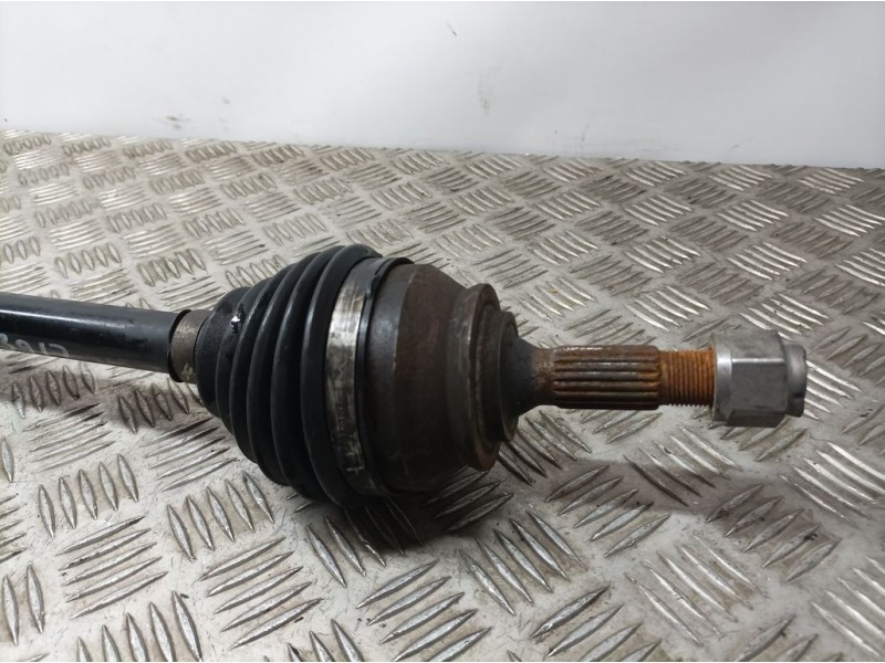 Recambio de transmision delantera derecha para citroën c3 live referencia OEM IAM 9801048680  