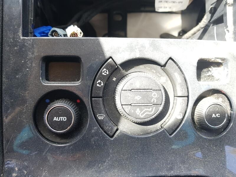 Recambio de mando climatizador para peugeot 3008 i monospace (0u_) 1.6 bluehdi 120 referencia OEM IAM 6452Y3  