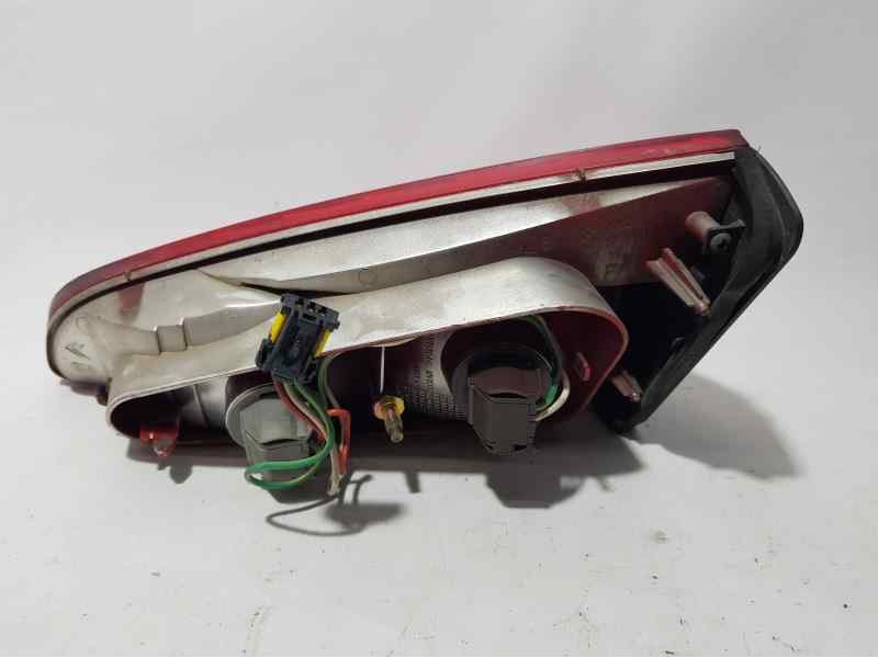 Recambio de piloto trasero izquierdo para peugeot 607 (s1) básico referencia OEM IAM   INTERIOR