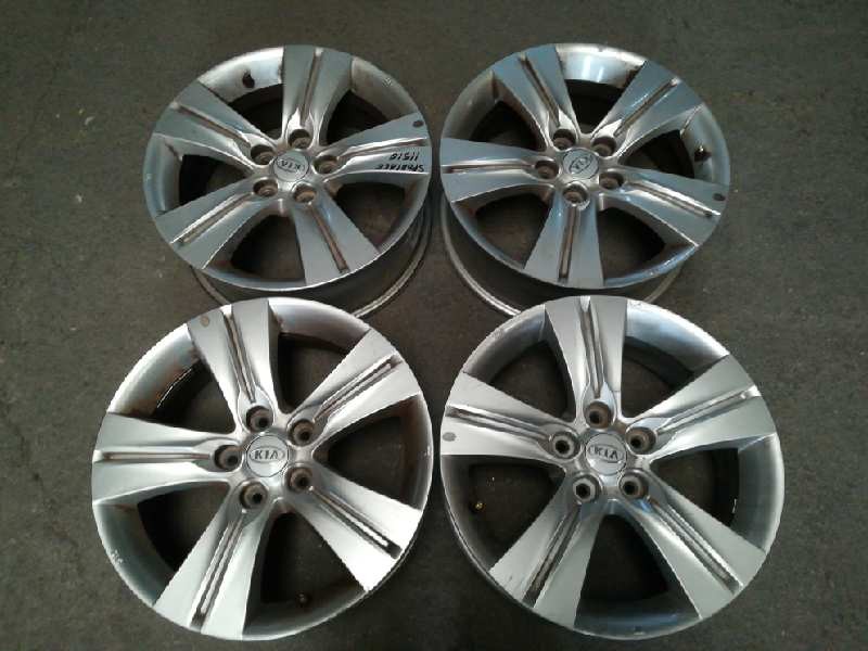 Recambio de juego llantas aluminio para kia sportage concept 4x2 referencia OEM IAM  ALUMINIO 6 , 5X17 5 TORN ET35 ROZADAS