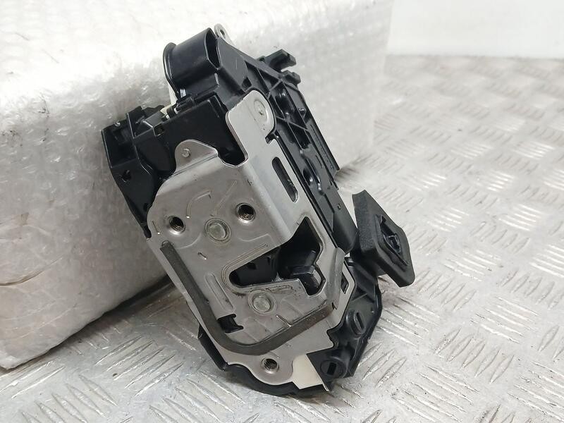 Recambio de cerradura puerta trasera derecha para seat leon (5f1) style visio edition referencia OEM IAM 5K4839016AF ELECTRICA 