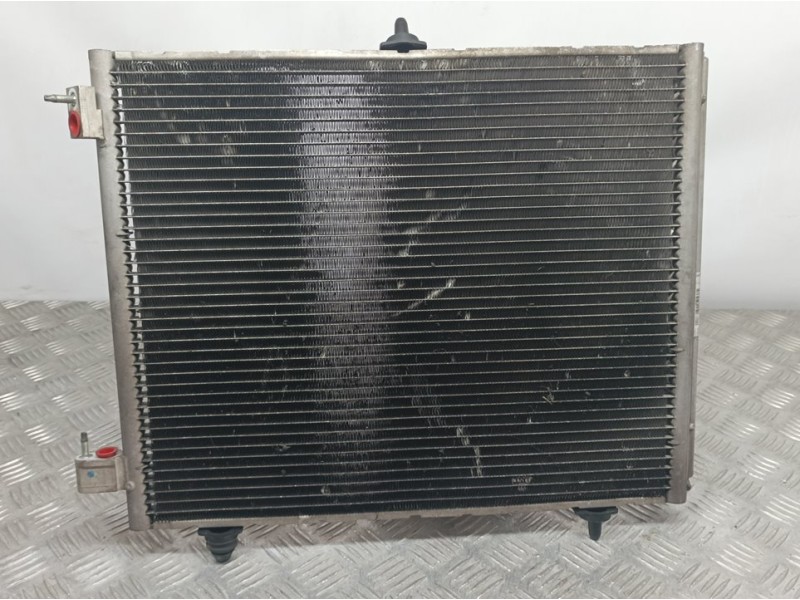Recambio de condensador / radiador aire acondicionado para peugeot 208 style referencia OEM IAM 9674843580 95007T01 DENSO