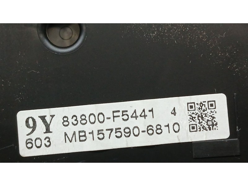 Recambio de cuadro instrumentos para toyota yaris (_p13_) 1.5 hybrid (nhp130_) referencia OEM IAM 83800F5441  MB1575906810