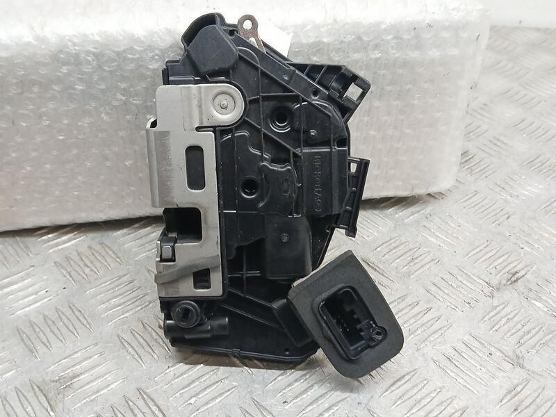 Recambio de cerradura puerta trasera derecha para seat leon (5f1) style visio edition referencia OEM IAM 5K4839016AF ELECTRICA 